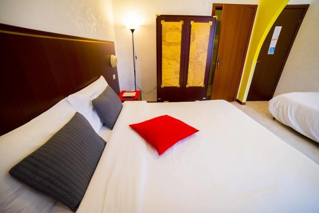 Galleria Frascati Rooms And Apartment Εξωτερικό φωτογραφία